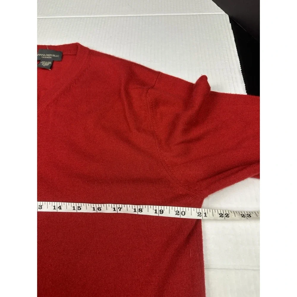 Banana Republic Sweater Mens Medium Red Cotton Cashmere V-Neck Knit Pullover